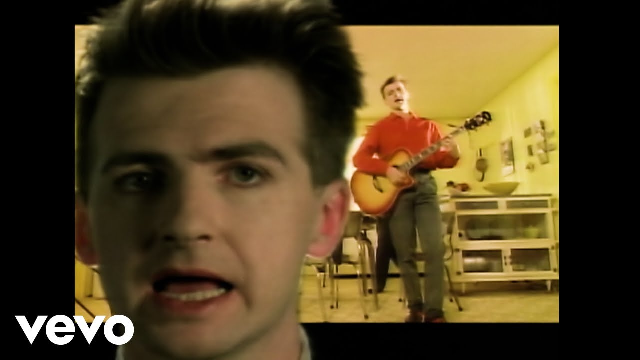 Crowded House – Don\’t Dream It\’s Over