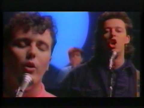 Tears For Fears – \”Everybody Wants To Rule The World\”