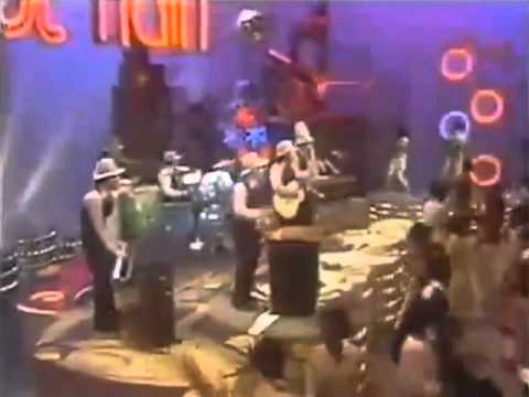 Gary’s Gang – Keep on Dancing